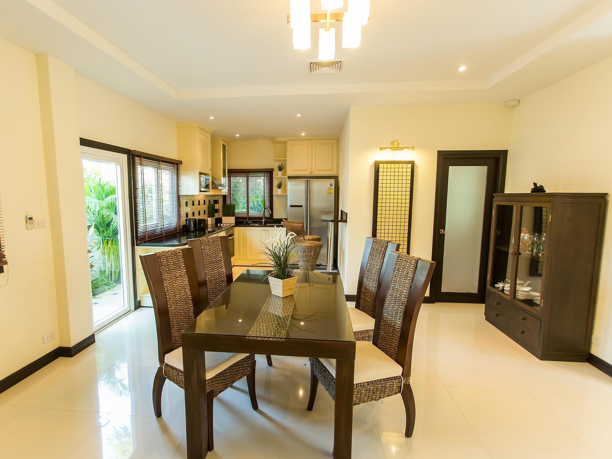Arabella Villas Pattaya Buitenkant foto