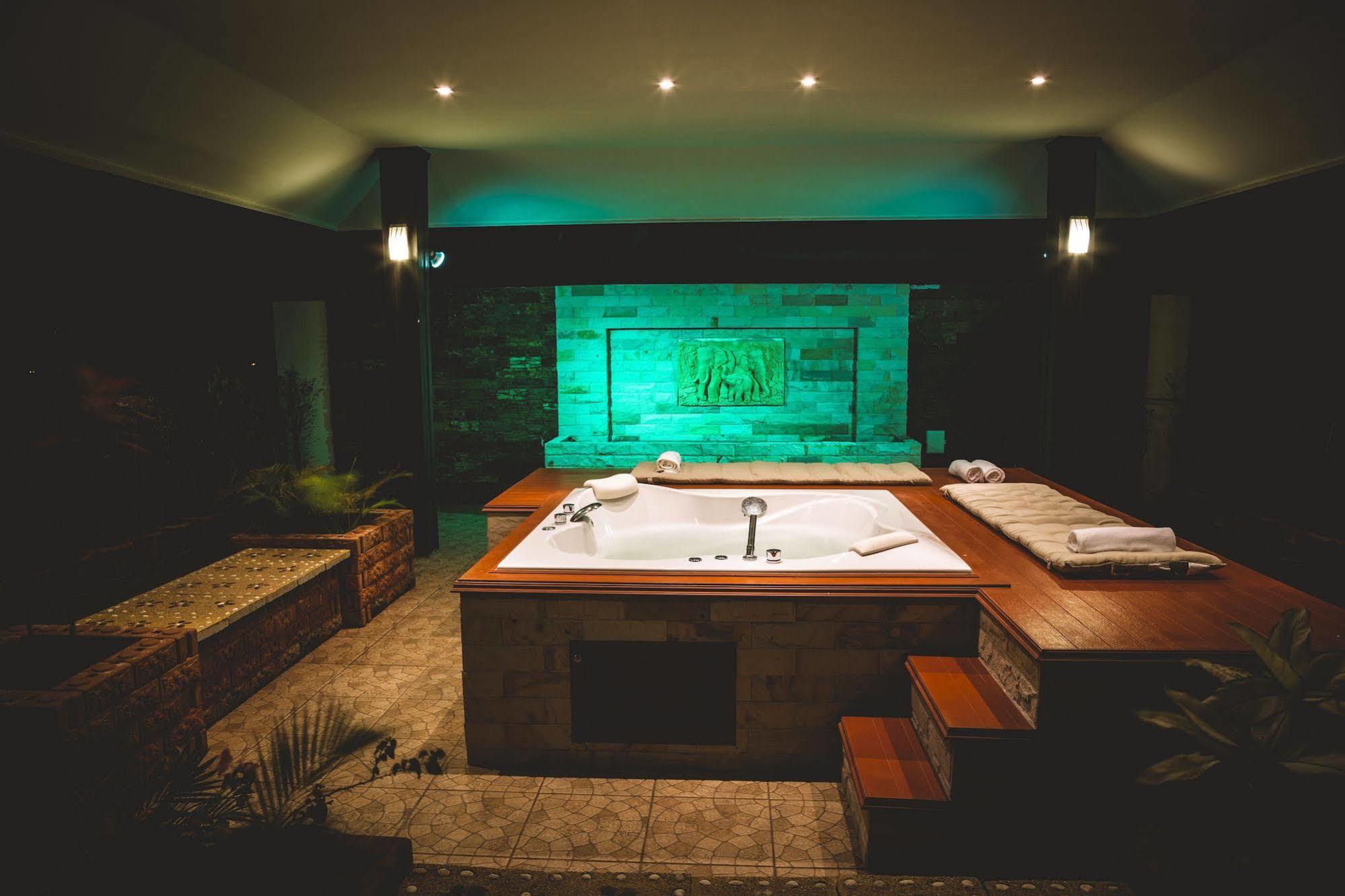 Arabella Villas Pattaya Buitenkant foto