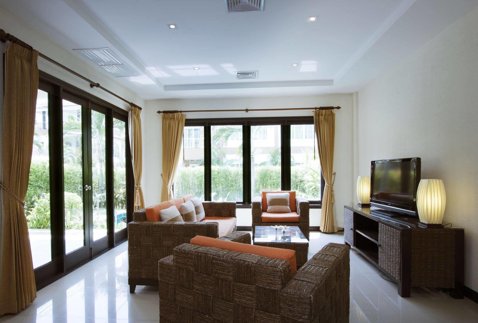 Arabella Villas Pattaya Buitenkant foto